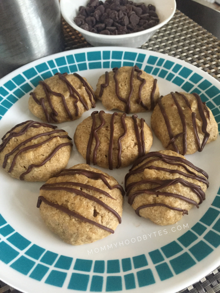 Chocolate Drizzled Holiday Cookies