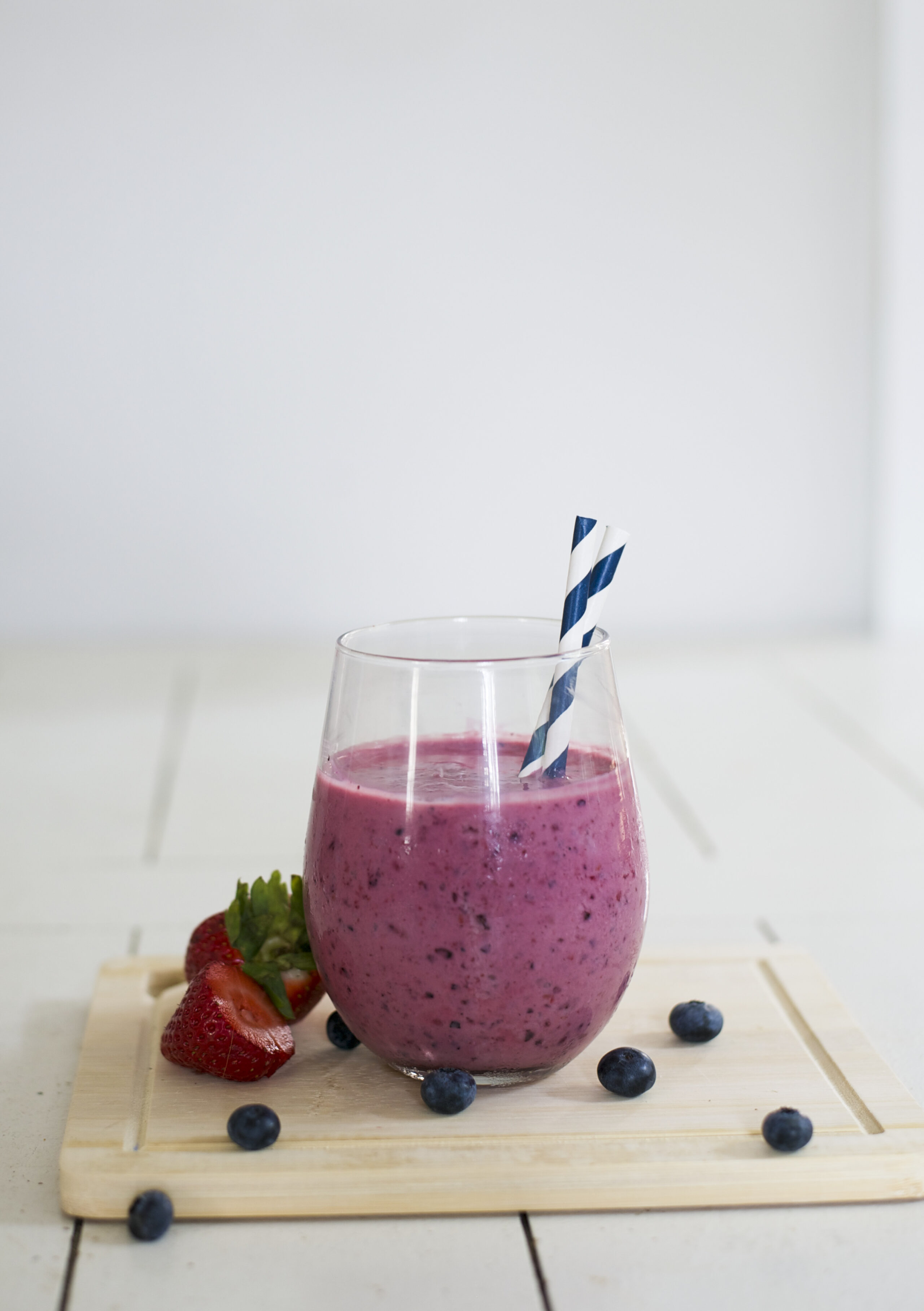 Easy Berry Belly Fat Smoothie