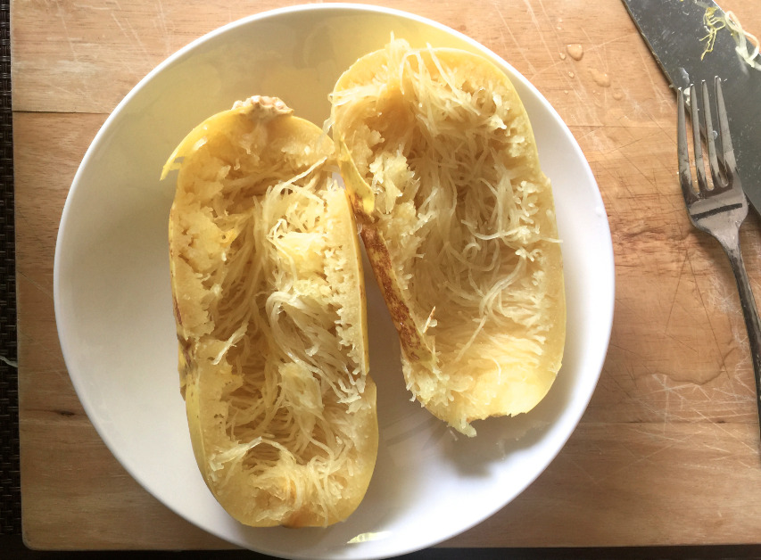 How to cook spaghetti squash in the microwave