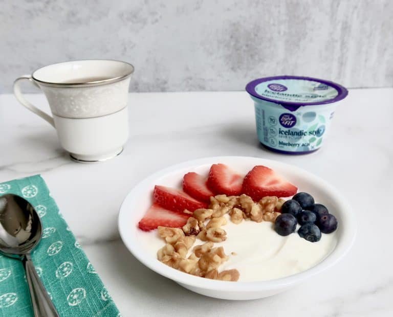 yogurt parfait best snacks for busy people