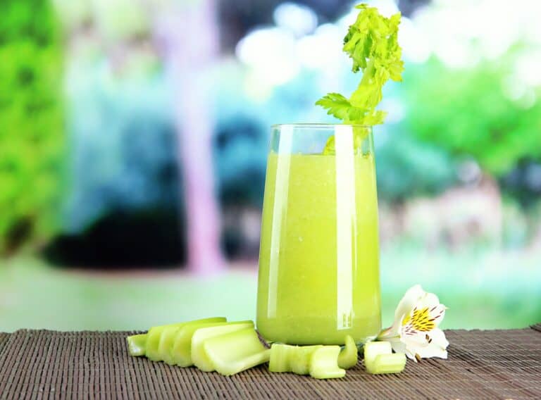 Celery Juice Benefits: Fact vs Fiction