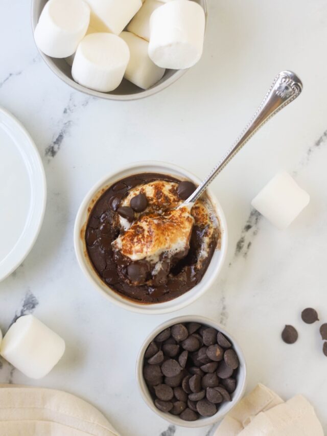 S’mores Chocolate Baked Oats