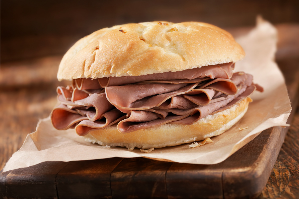 Roast beef and chicken sandwiches