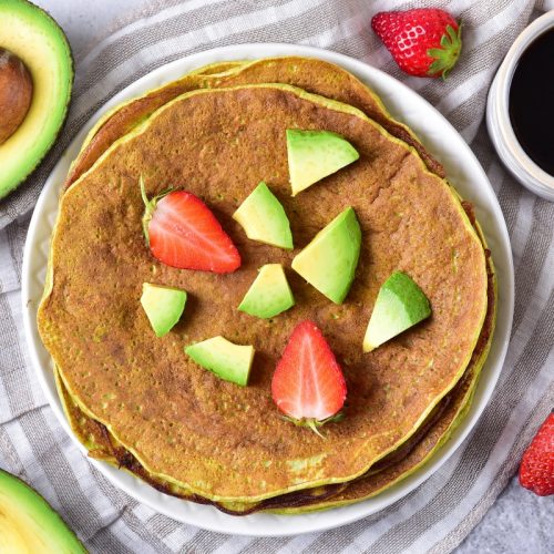 Avocado pancakes with strawberries