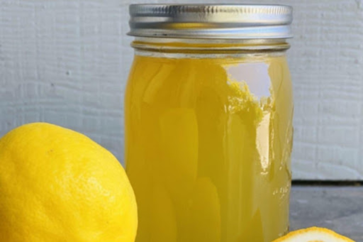 Homemade keto lemonade concentrate