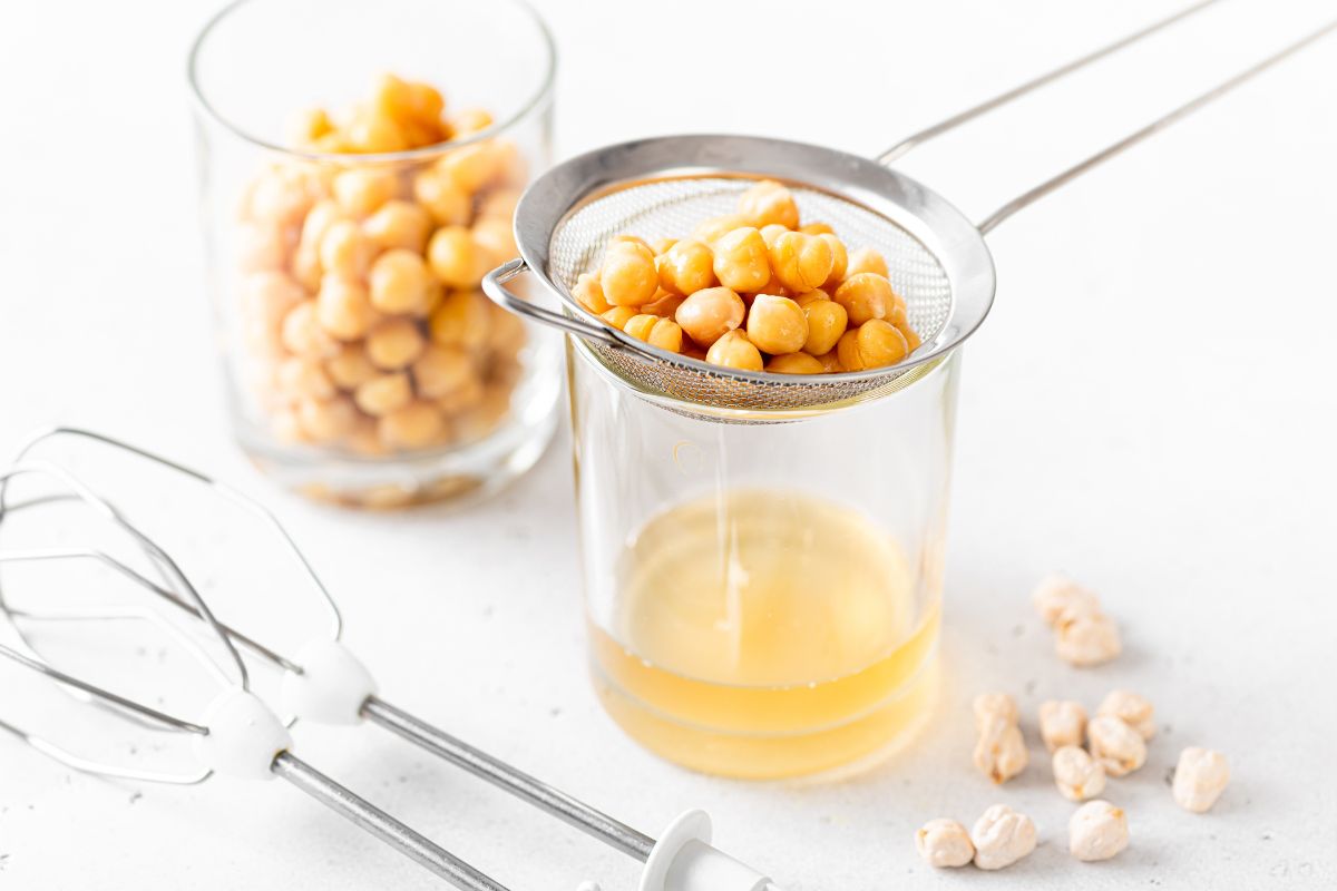 Aquafaba and chickpeas beside