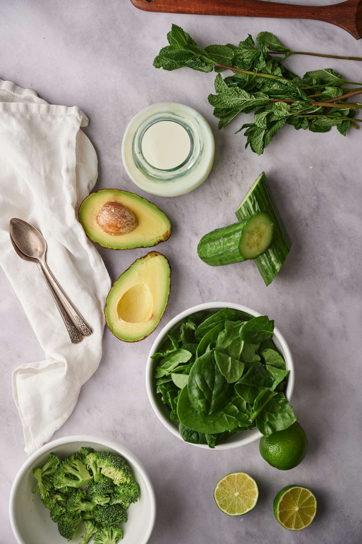 Ingredients for keto green smoothie