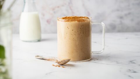 Sea-moss-drink-in-a-glass-mug-