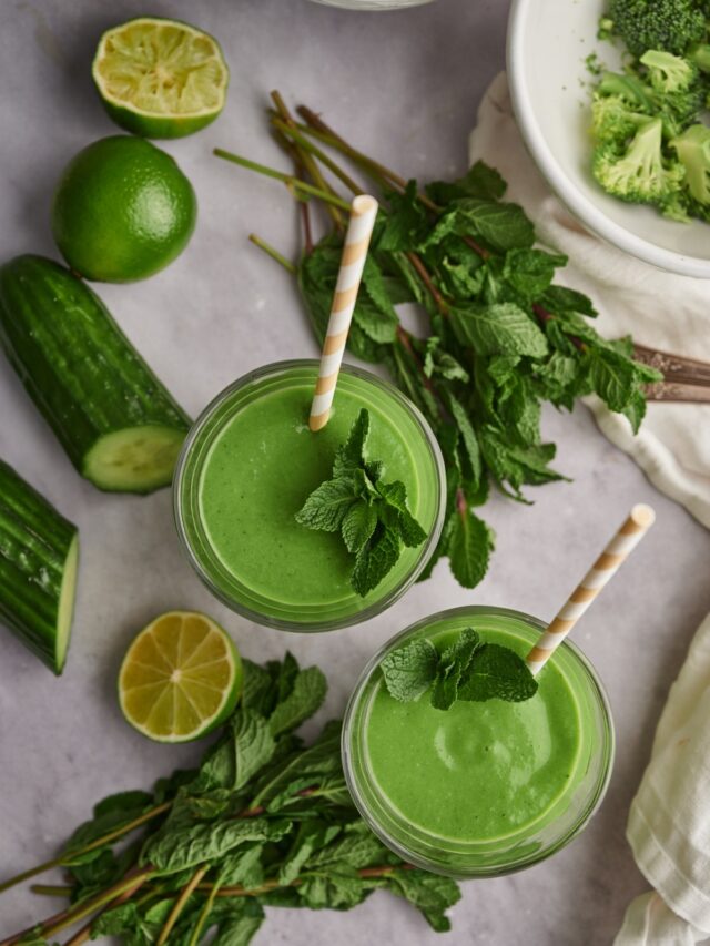 Two keto green smoothies in glasses