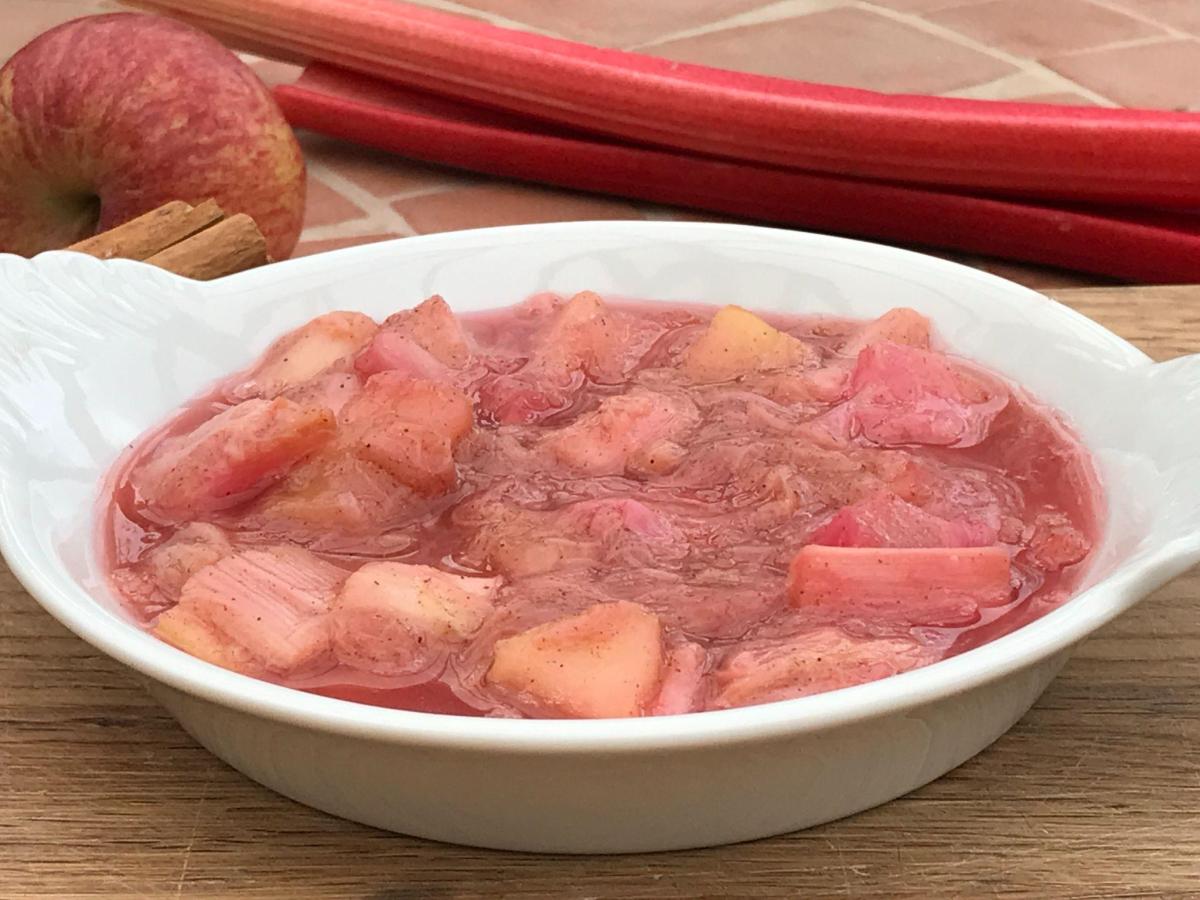 Stewed rhubarb and apple served in a plate