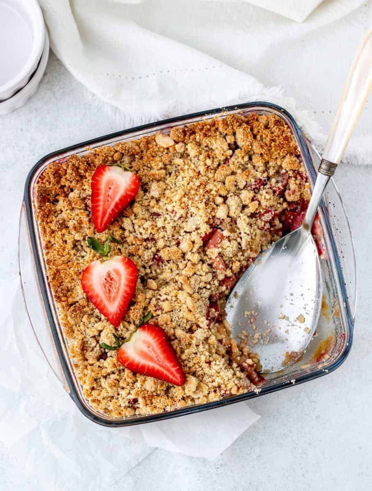 Strawberry rhubarb crisp