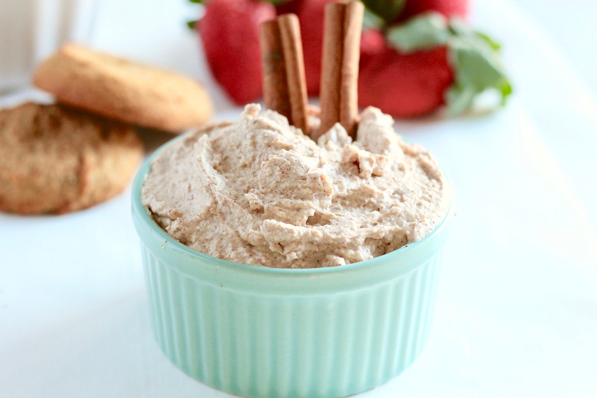 Low sugar snickerdoodle dip