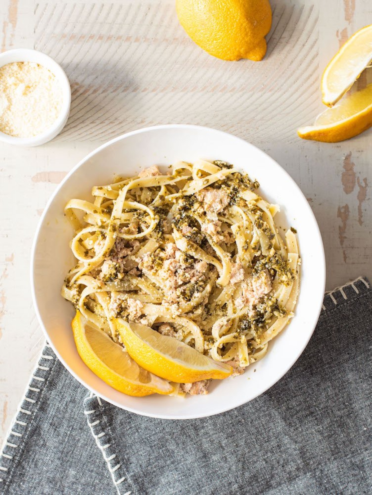 Salmon pesto pasta