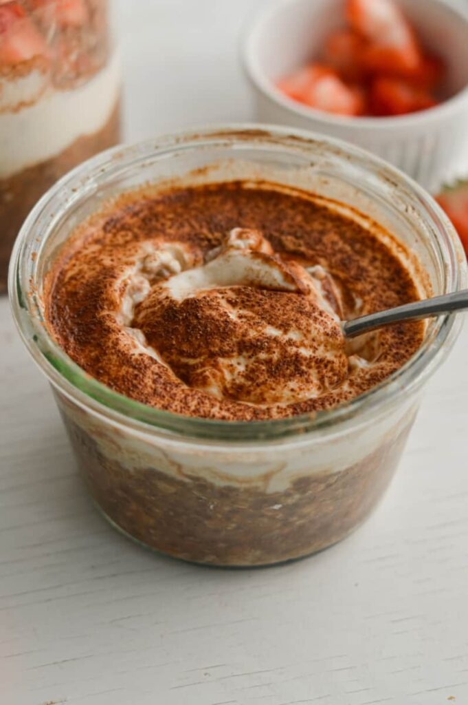 Tiramisu overnight oat in a jar