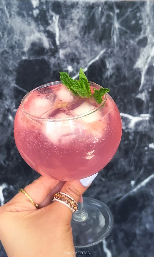 Lemon berry blueberry spritz